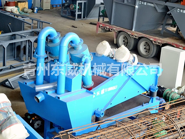 新型細沙回收機特點和洗沙回收（shōu）機使（shǐ）用注意（yì）事項