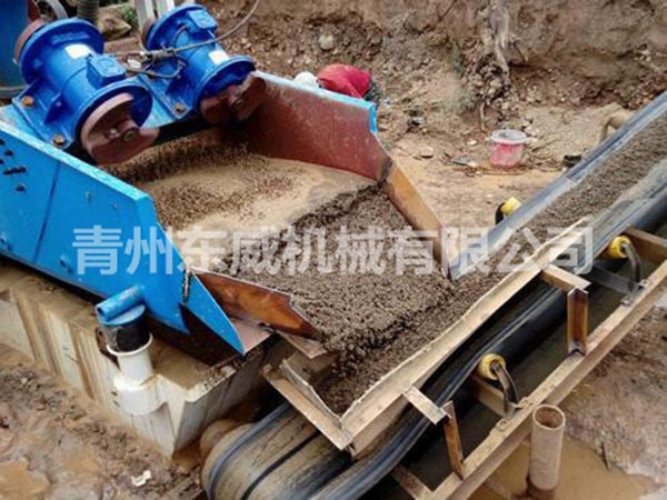 1530型(xíng)脫水篩