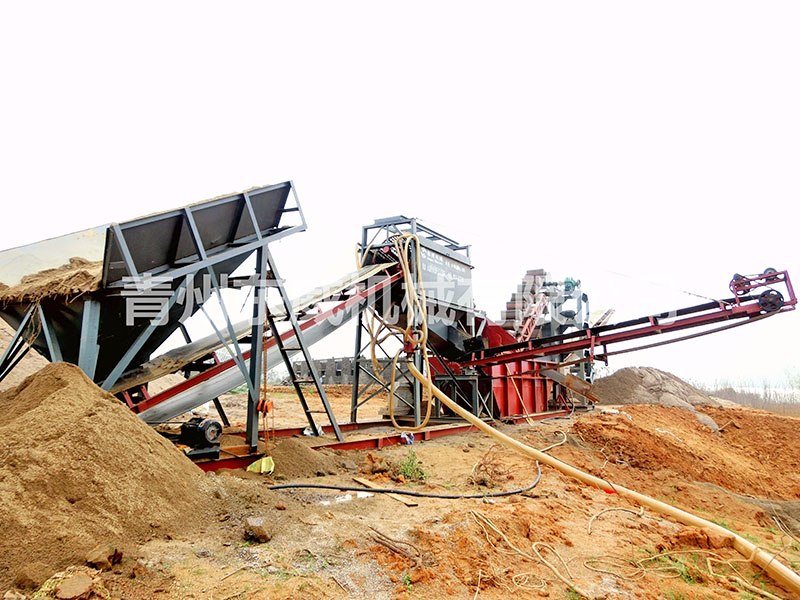 湖北武穴挖鬥洗沙機應用現場（chǎng）