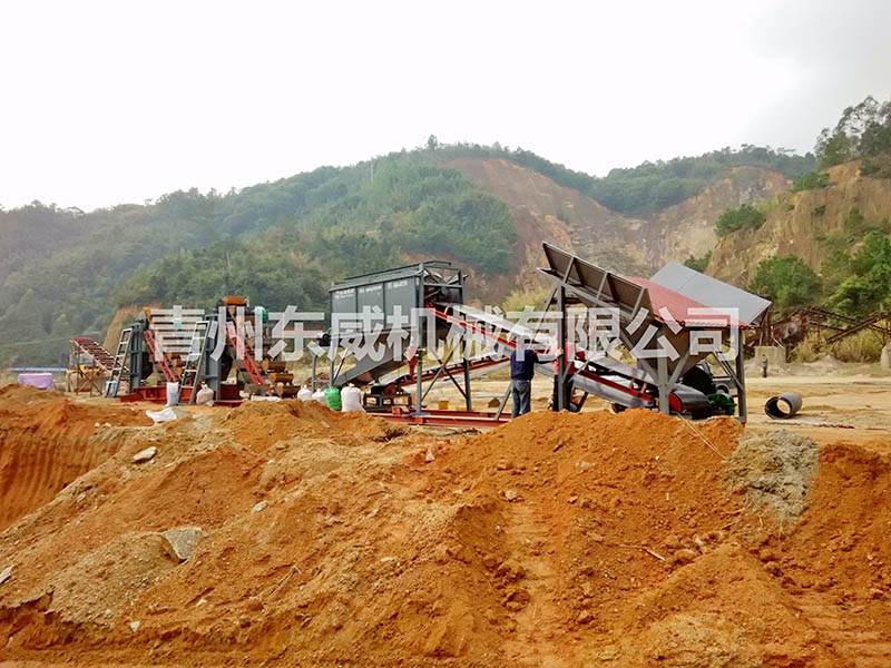 廣東梅州挖鬥洗沙機（jī）應用現場