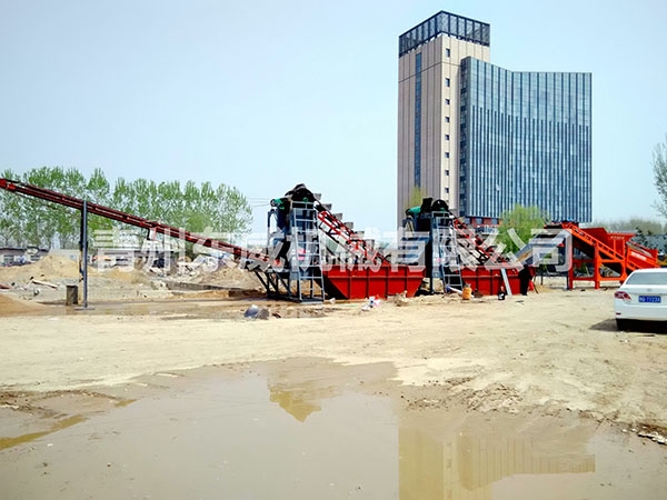 700型挖鬥洗沙機